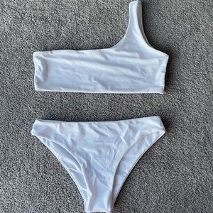 One shoulder strap bikini